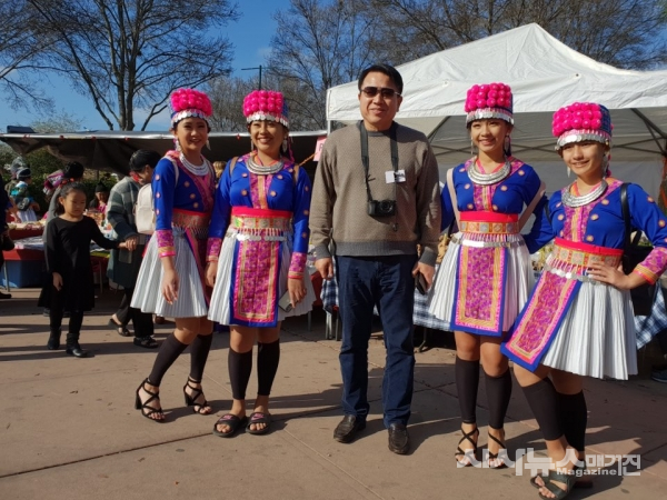 멍족과 정철승 축제위원장(中)