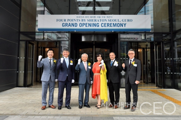 左부터 박수민 포포인츠 구로호텔 총지배인, 요진건설산업 최은상 부회장, 최준명 회장, 최지원 포포인츠 구로호텔 대표, 클라우디아 살가도 메리어트인터내셔널 아시아태평양 부사장, 남기덕 메리어트인터내셔널 한국담당 대표 사진=포포인츠 바이 쉐라톤 서울 구로 제공