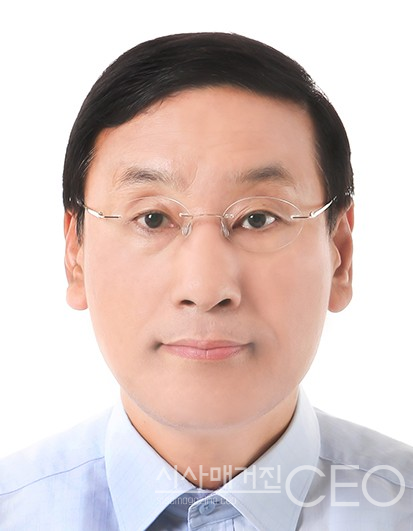 시사매거진CEO 김준현 국장