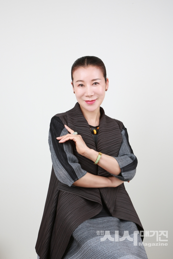 동경 한국 전통 예술원 나령유미자 원장<br>