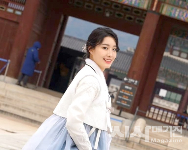 ﻿가상 얼굴 유튜버 '루이'