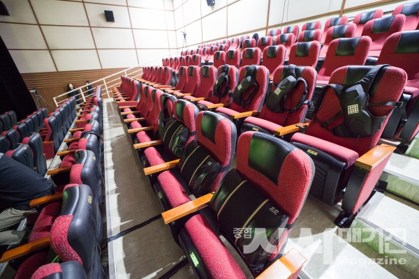 ▲우퍼조끼+진동스피커