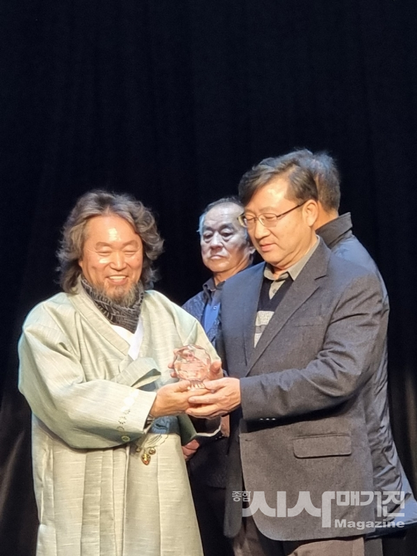 ▲안견기념사업회 취임식에서 연설중인 '박수복' 이사장(출처=(사)안견기념사업회)