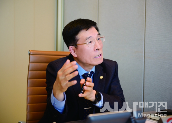 ▲TRAC 개발그룹 홍창기 사장 인터뷰 모습(출처=데일리뉴스)