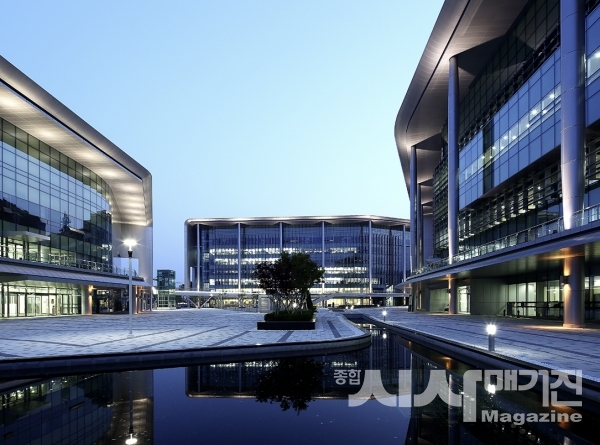 ▲충청남도 본청 건물(출처=충남지사 홈페이지)