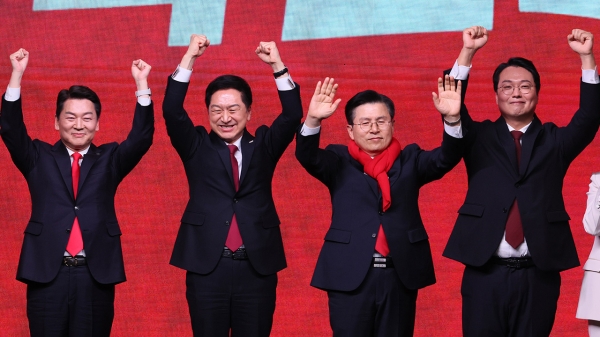 ▲국민의힘 신임 당 대표 김기현 당선을 축하하는 모습(출처=연합뉴스)