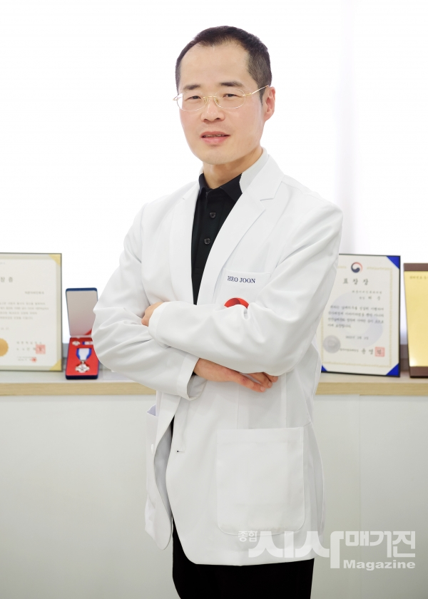 ▲허준이비인후과의 허준 원장(출처=데일리뉴스)